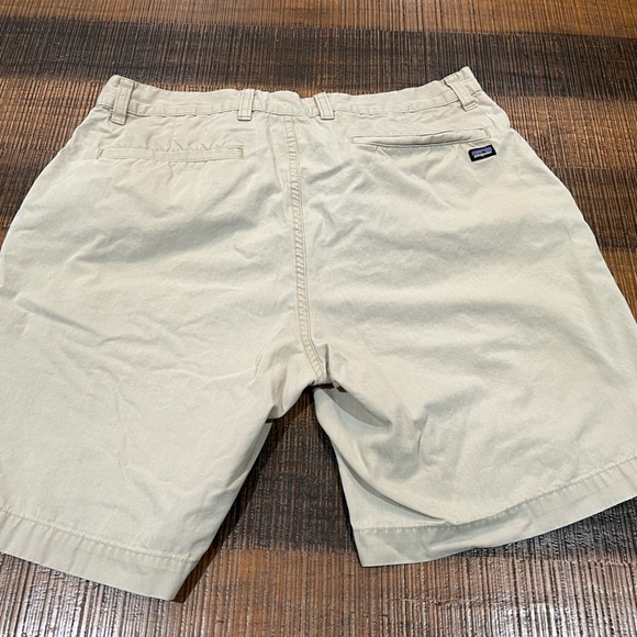 Patagonia shorts size 32 - Picture 4 of 4